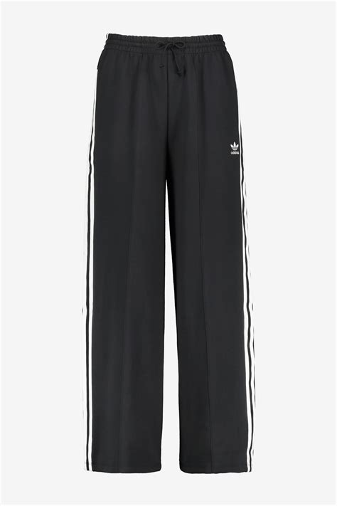 Adidas relaxed joggers